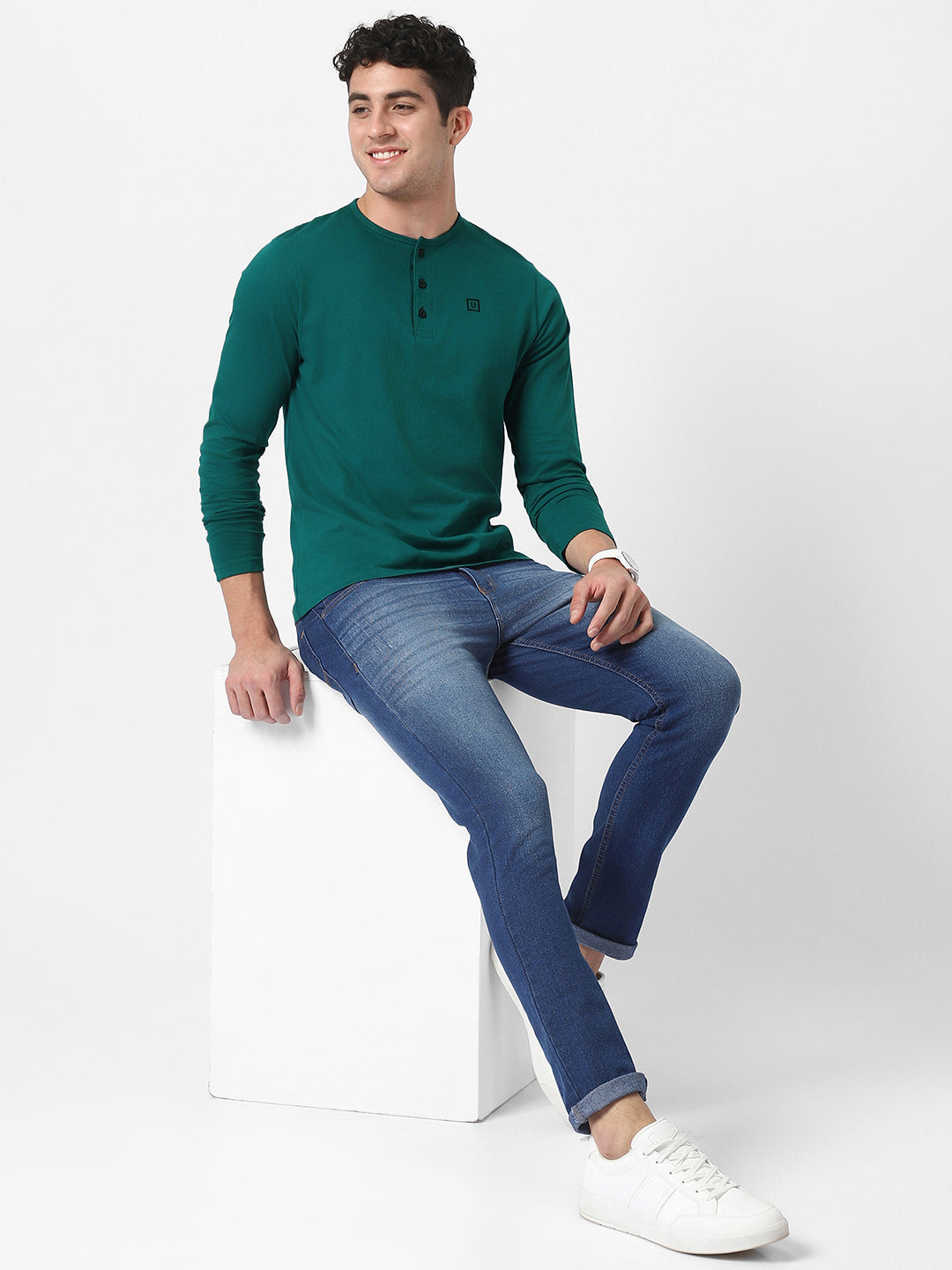 Men's Dark Green Solid Henley Neck Slim Fit Cotton T-Shirt