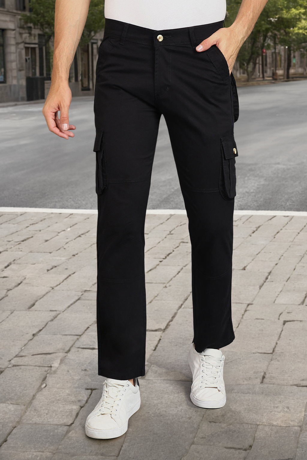 Men's Black Regular Fit Solid Cargo Chino Pant with 6 Pockets