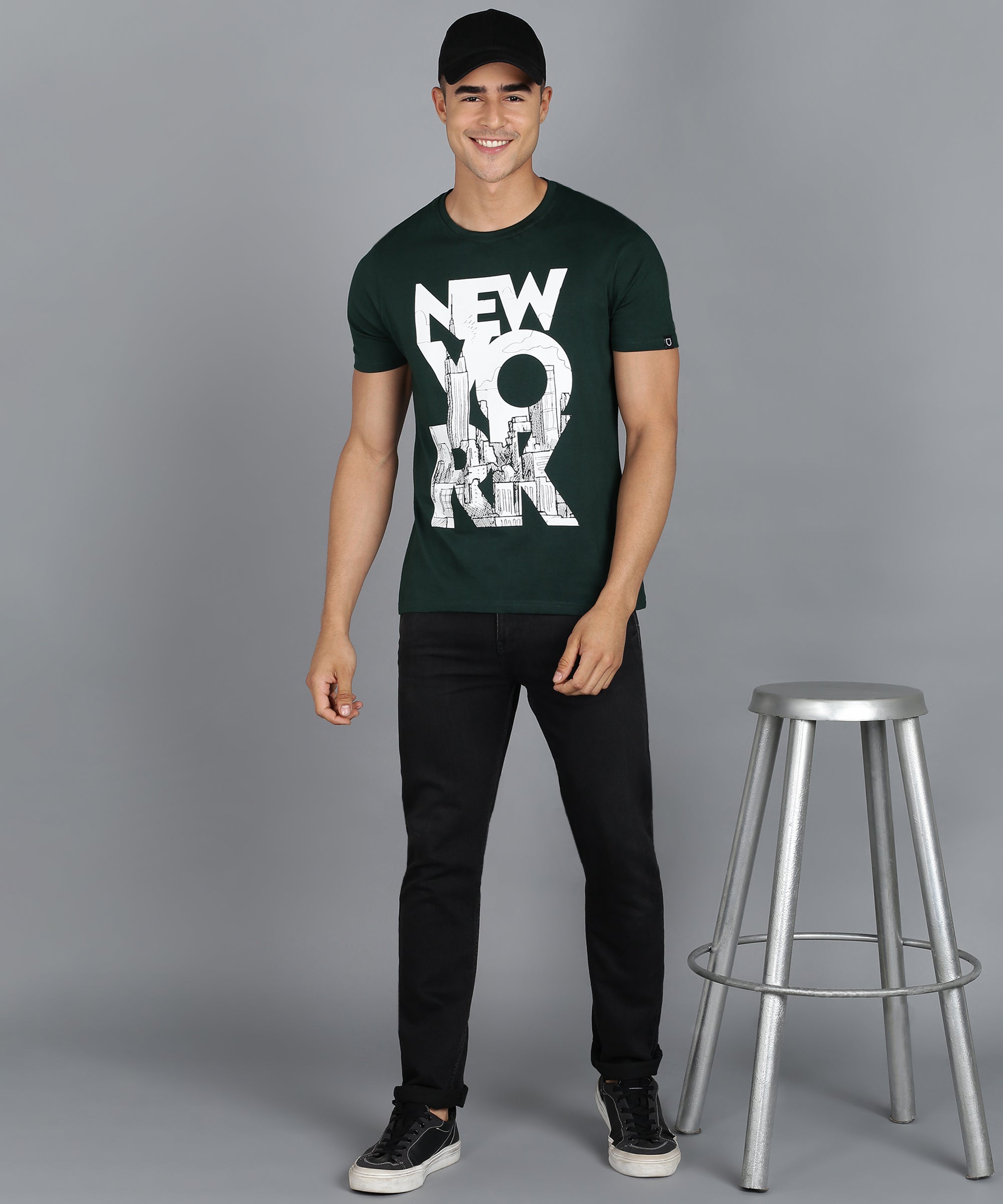 Urbano Fashion Men's Green Graphic Printed Round Neck Half Sleeve Slim Fit Cotton T-Shirt