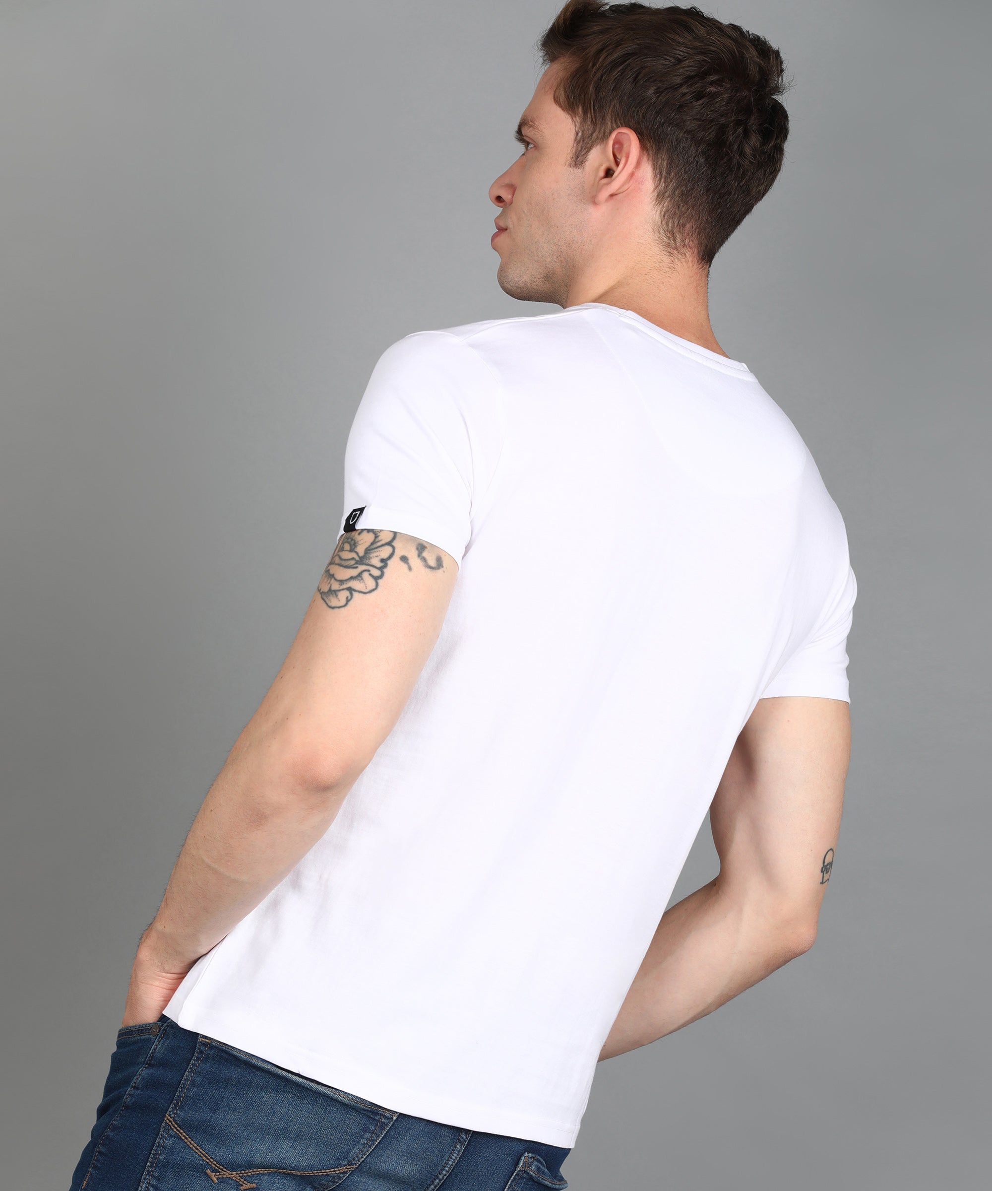 Urbano Fashion Men's White Graphic Printed Round Neck Half Sleeve Slim Fit Cotton T-Shirt