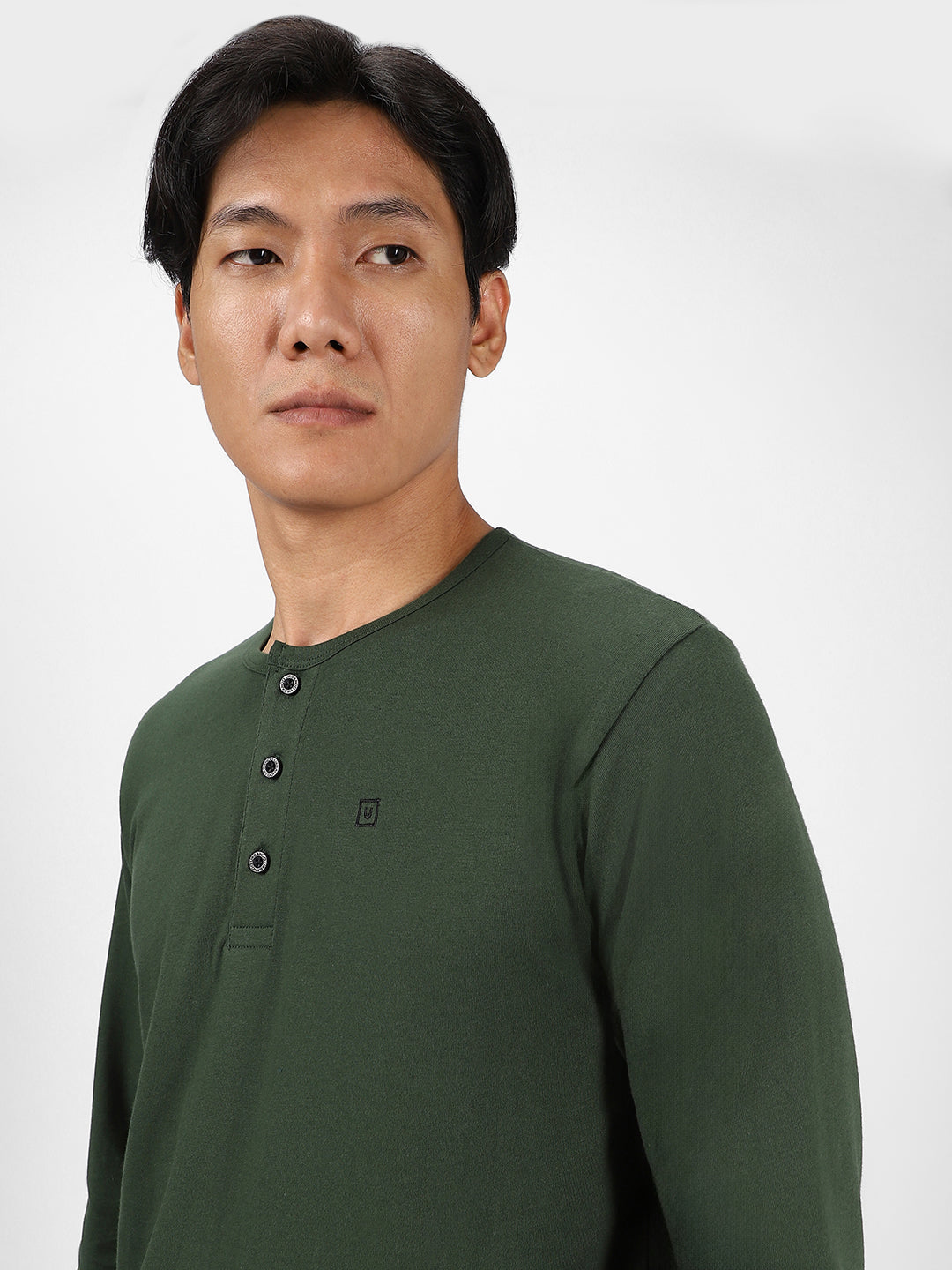 Men's Bottle Green Solid Henley Neck Slim Fit Full Sleeve Cotton T-Shirt