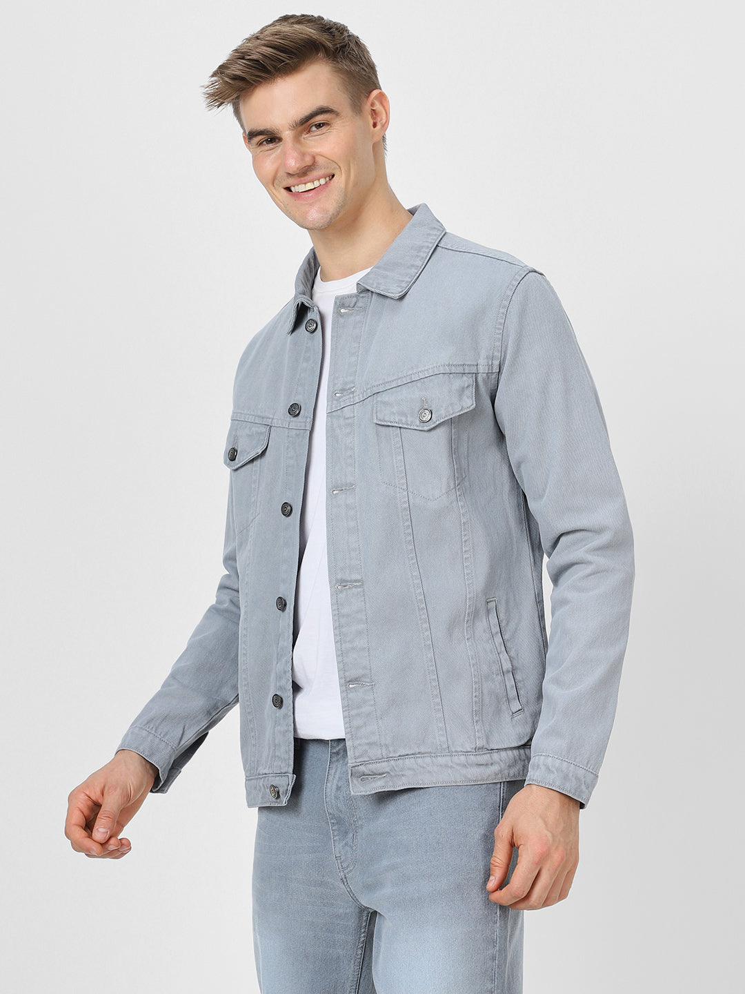 Men's Light Grey Solid Regular Fit Washed Full Sleeve Denim Jacket