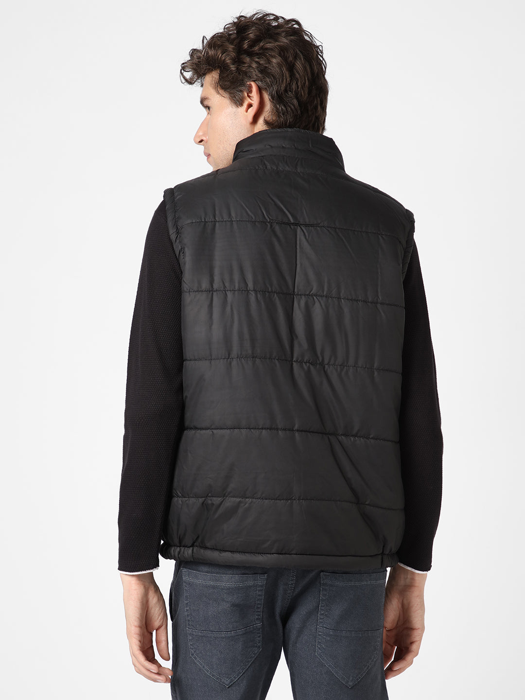 Men's Black Sleeveless Zippered Puffer Jacket