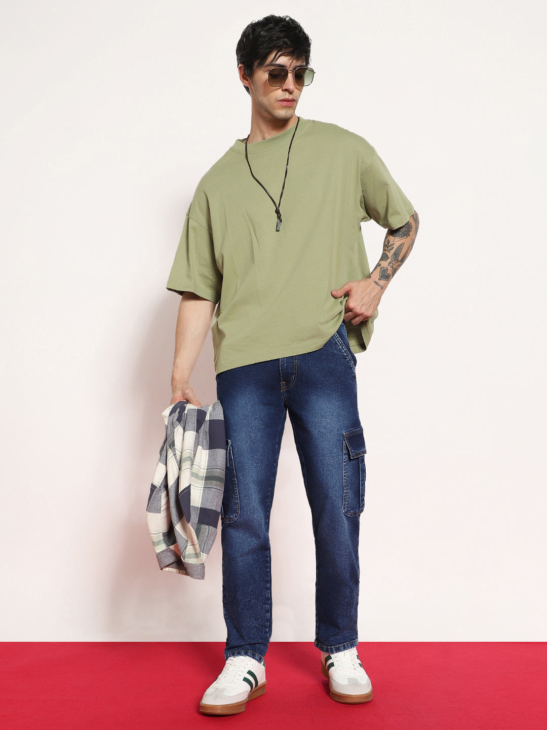 Men's Dark Blue Regular Fit Washed Cargo Jeans With 6 Pockets Stretchable
