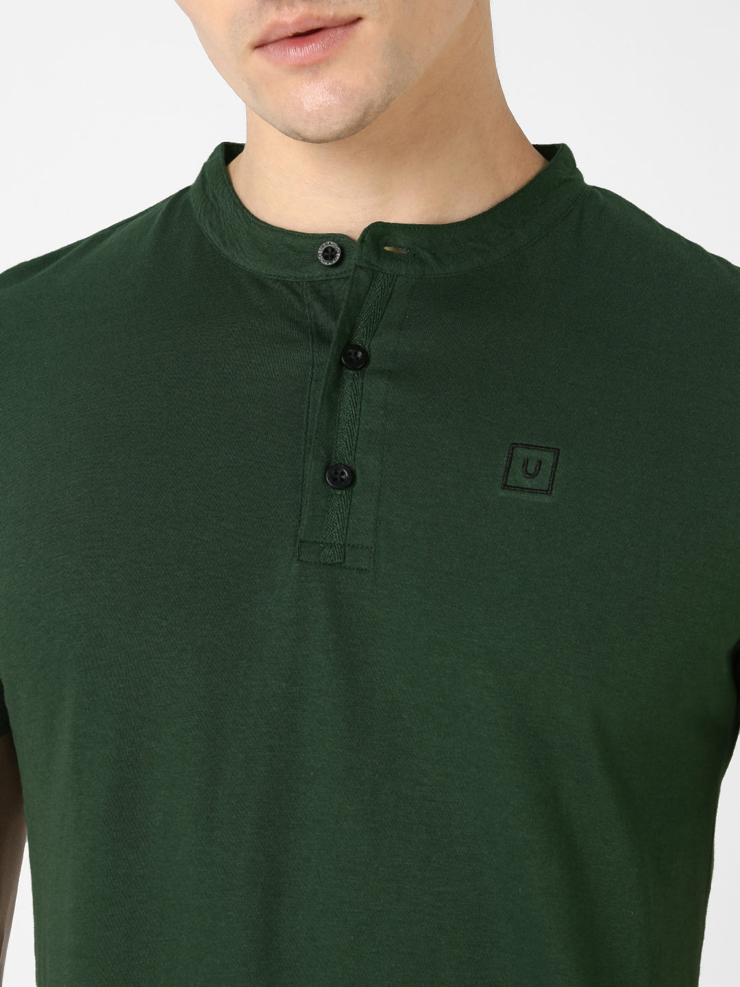 Men's Bottle Green Solid Mandarin Collar Slim Fit Half Sleeve Cotton T-Shirt