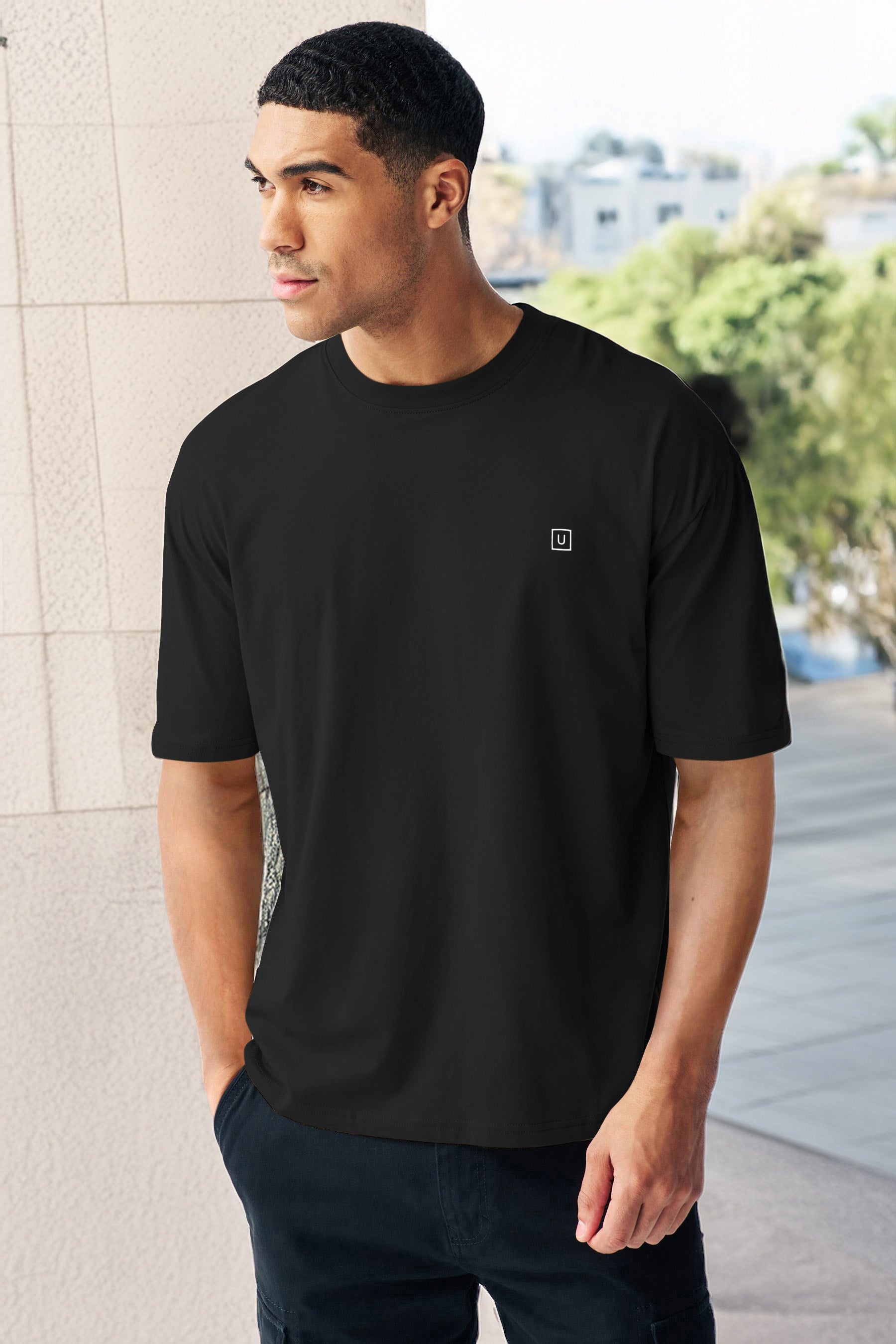 Men's Jet Black Solid Round Neck Oversized Half Sleeve Cotton T-Shirt