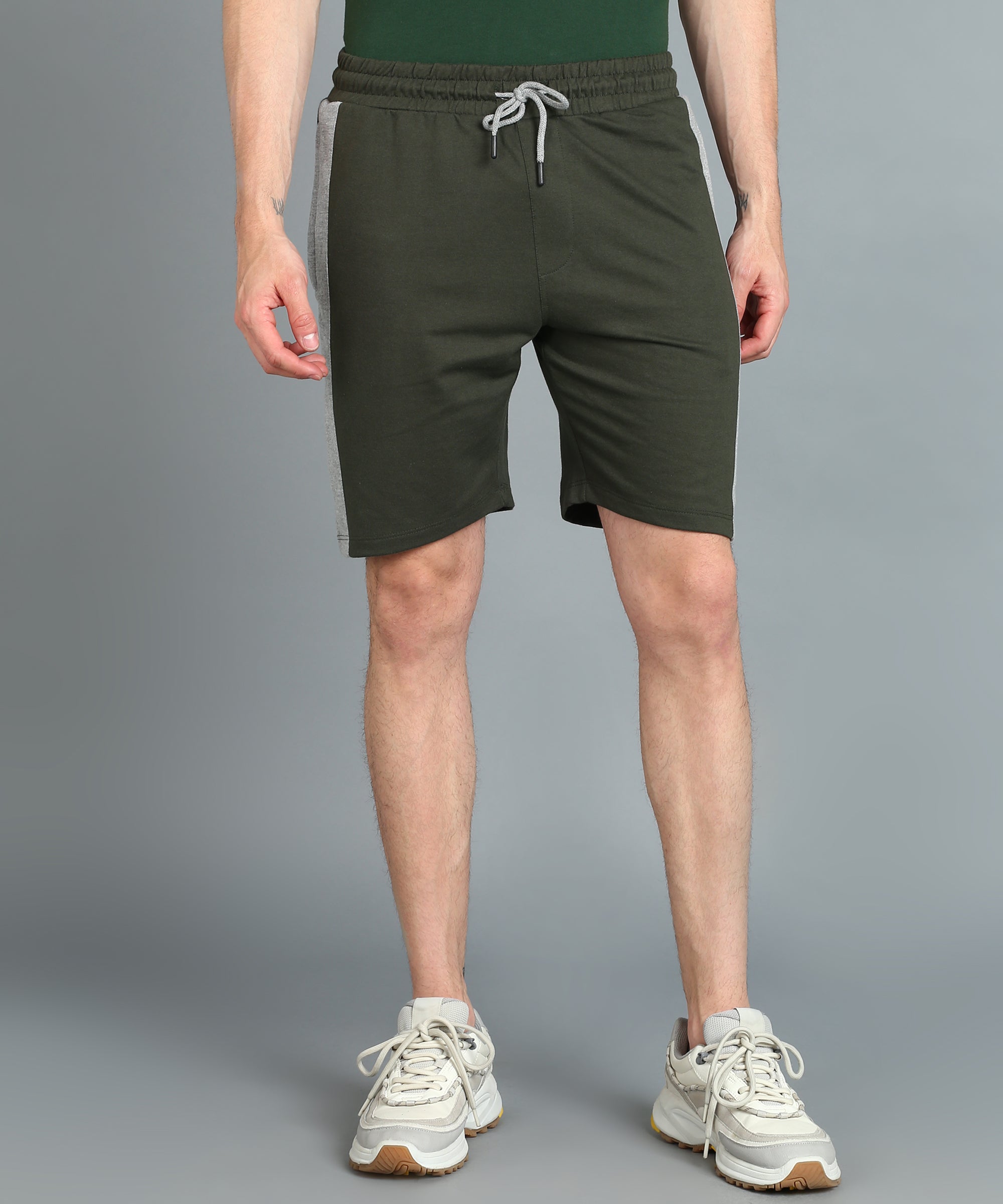 Men's Green Cotton Color-Block Regular Shorts Stretchable