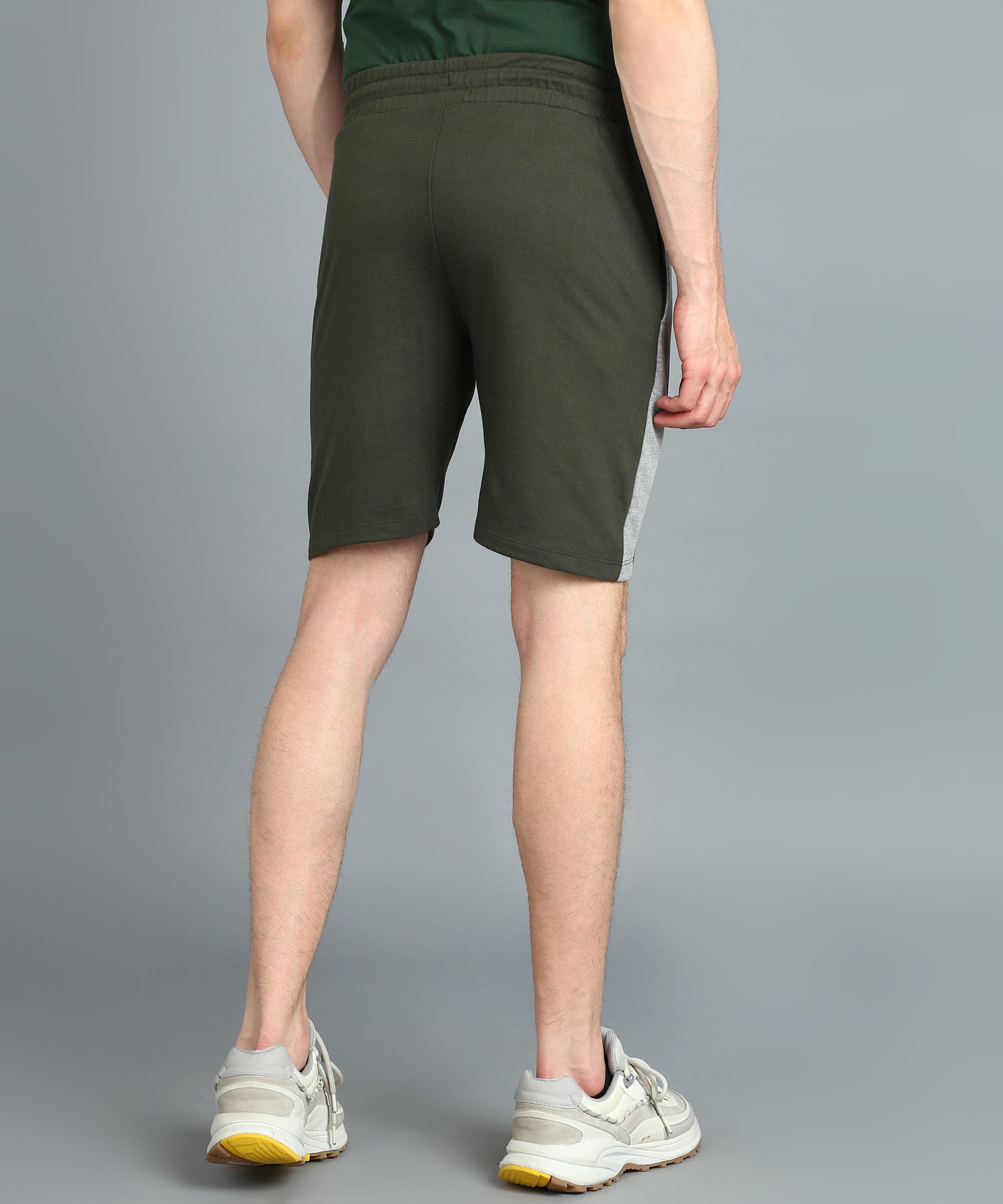 Men's Green Cotton Color-Block Regular Shorts Stretchable