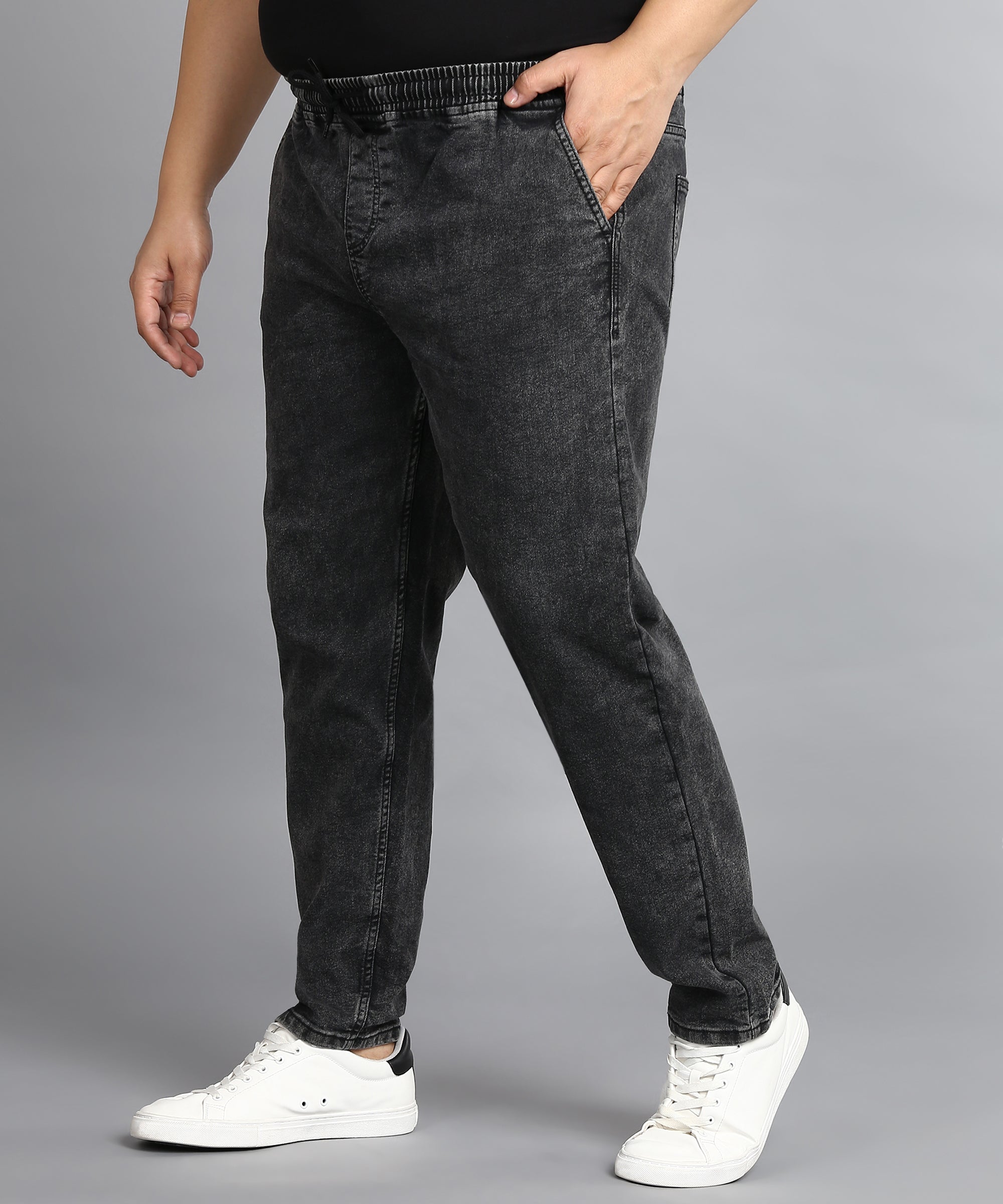 Plus Men's Charcoal Black Regular Fit Washed Jogger Jeans Stretchable