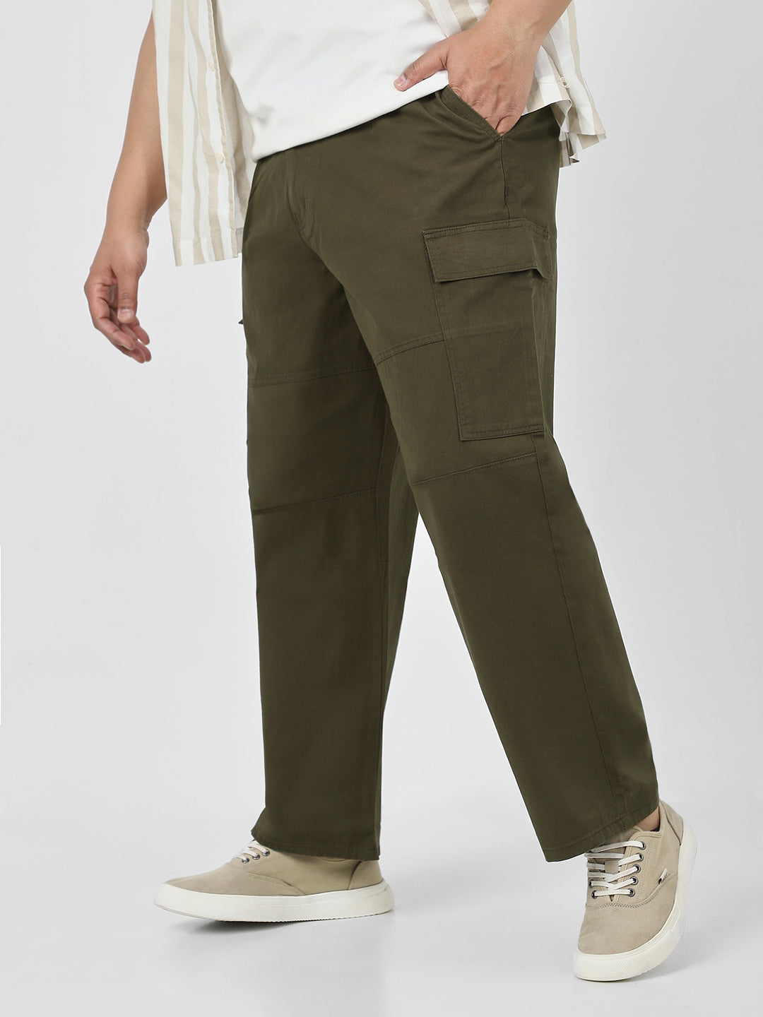 Plus Men's Olive Loose Baggy Fit Solid Cargo Chino Pant with 6 Pockets Non-Stretchable