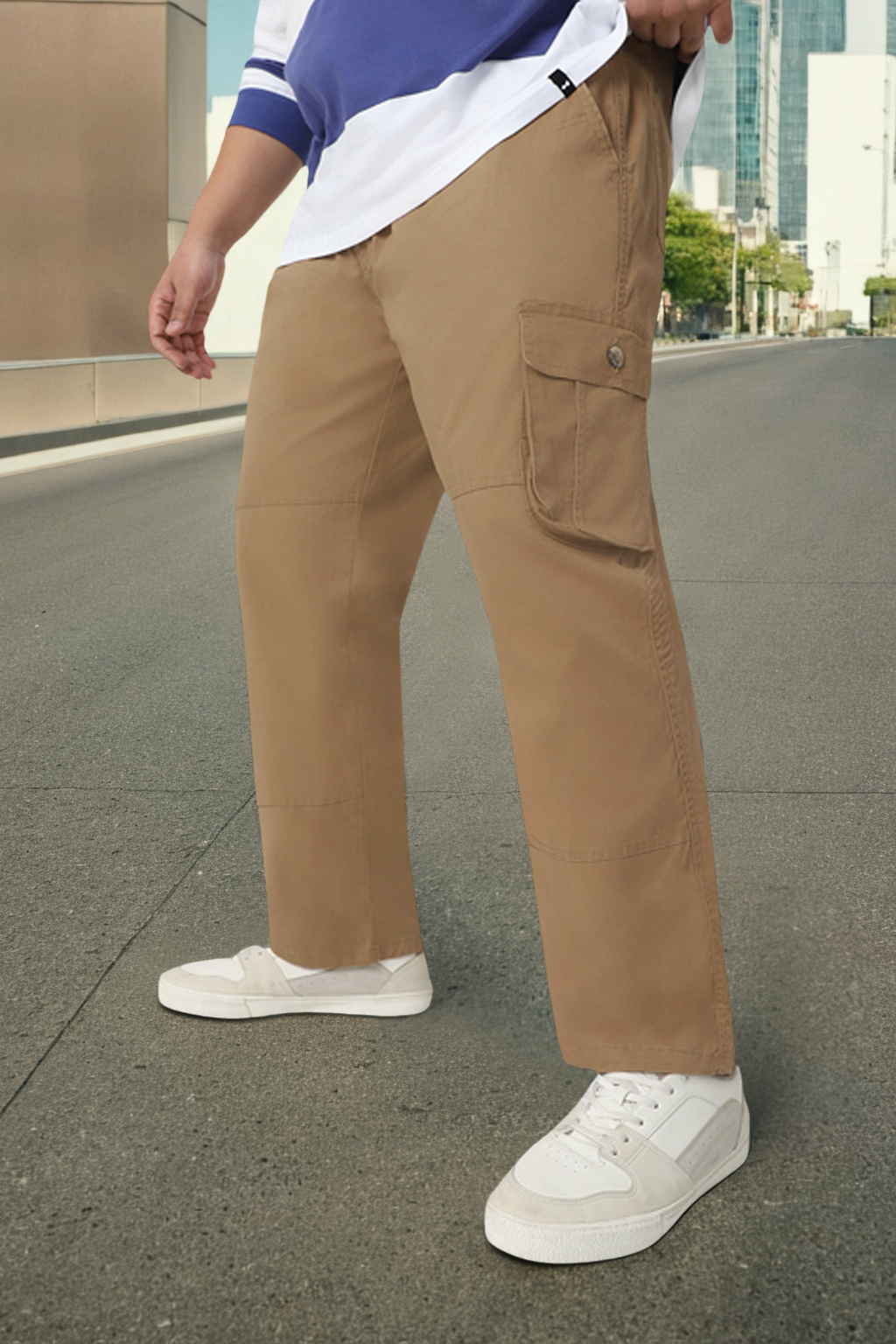 Plus Men's Dark Khaki Regular Fit Solid Cargo Chino Pant with 6 Pockets