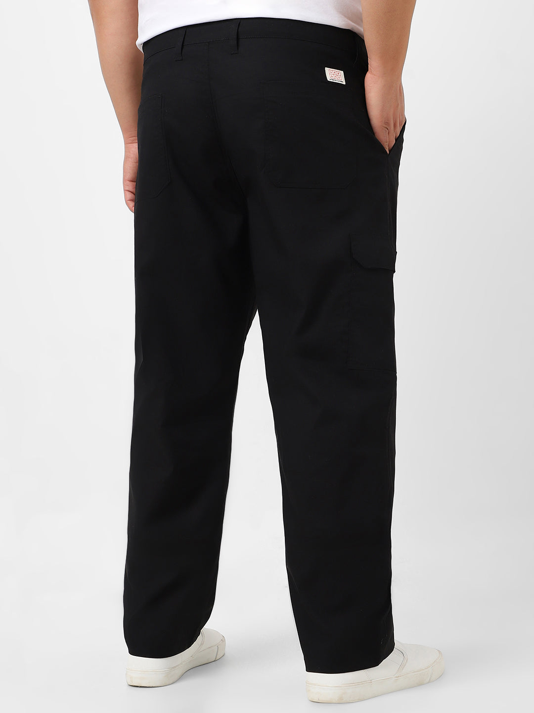 Plus Men's Black Regular Fit Solid Cargo Chino Pant With 6 Pockets