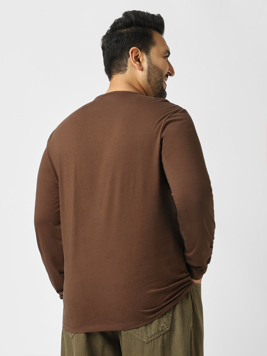 Plus Men's Cocoa Brown Solid Henley Neck Regular Fit Full Sleeve Cotton T-Shirt