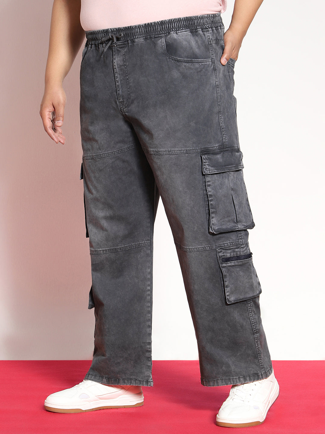 Plus Men's Grey Loose Baggy Fit Travel Cargo Jeans With 8 Pockets Stretchable