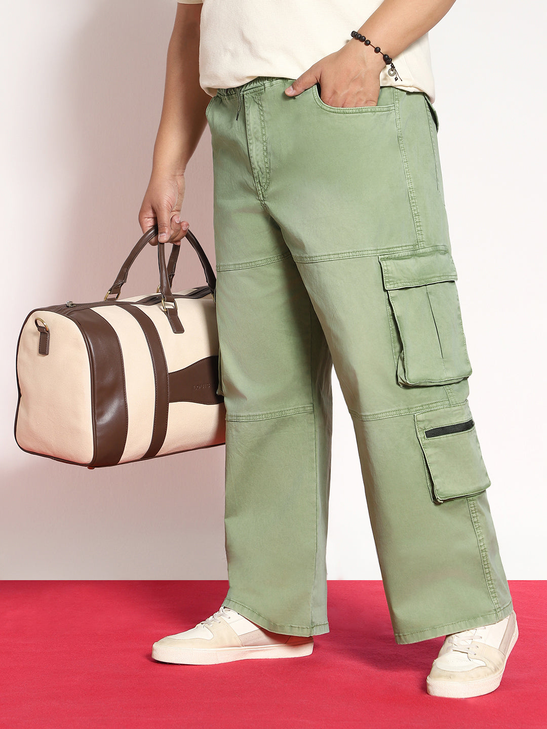 Plus Men's Olive Loose Baggy Fit Travel Cargo Jeans With 8 Pockets Stretchable