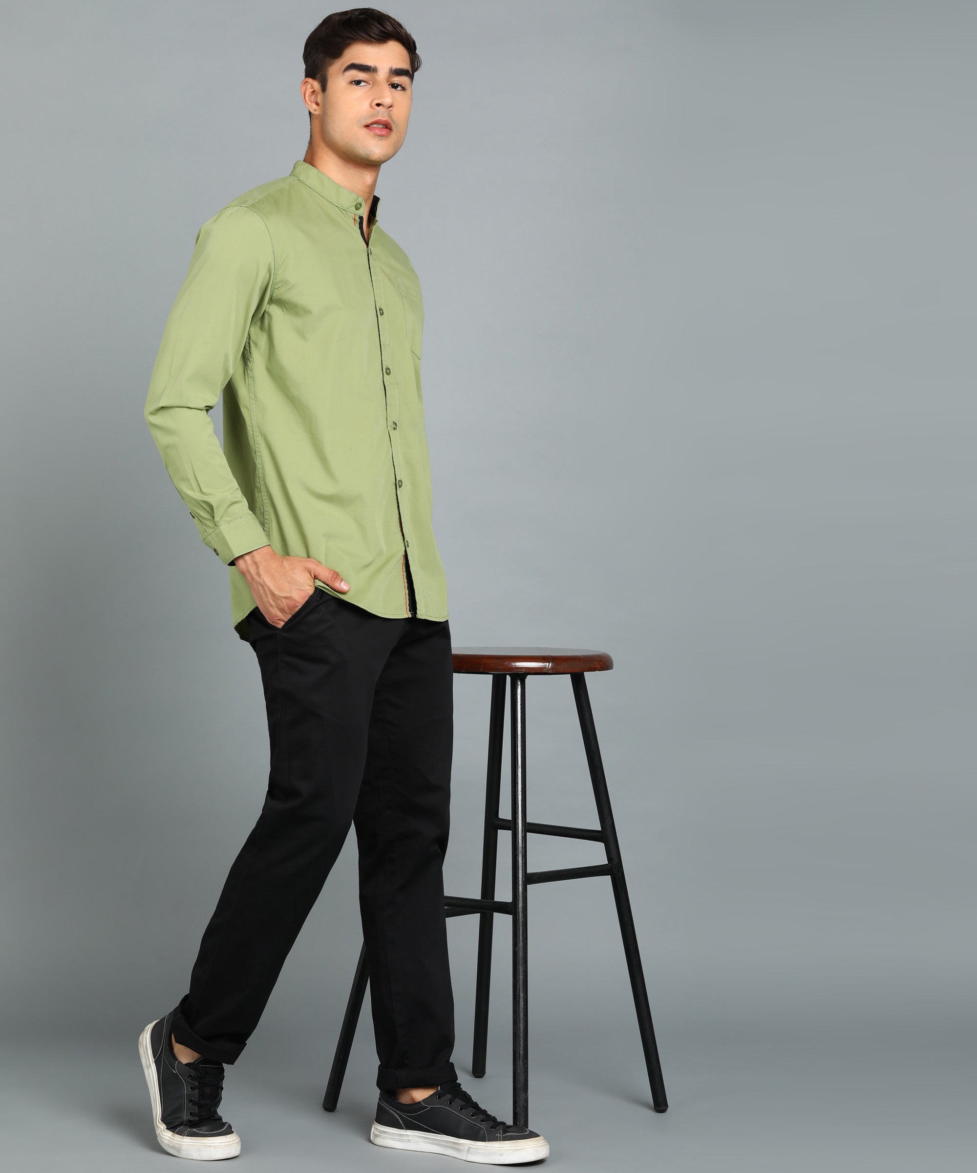 Men's Green Cotton Full Sleeve Slim Fit Solid Shirt with Mandarin Collar