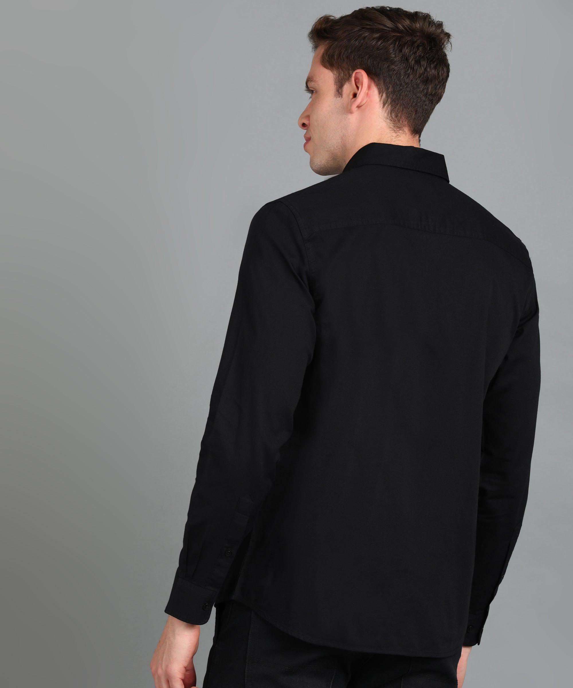 Men's Black Cotton Full Sleeve Slim Fit Casual Solid Shirt