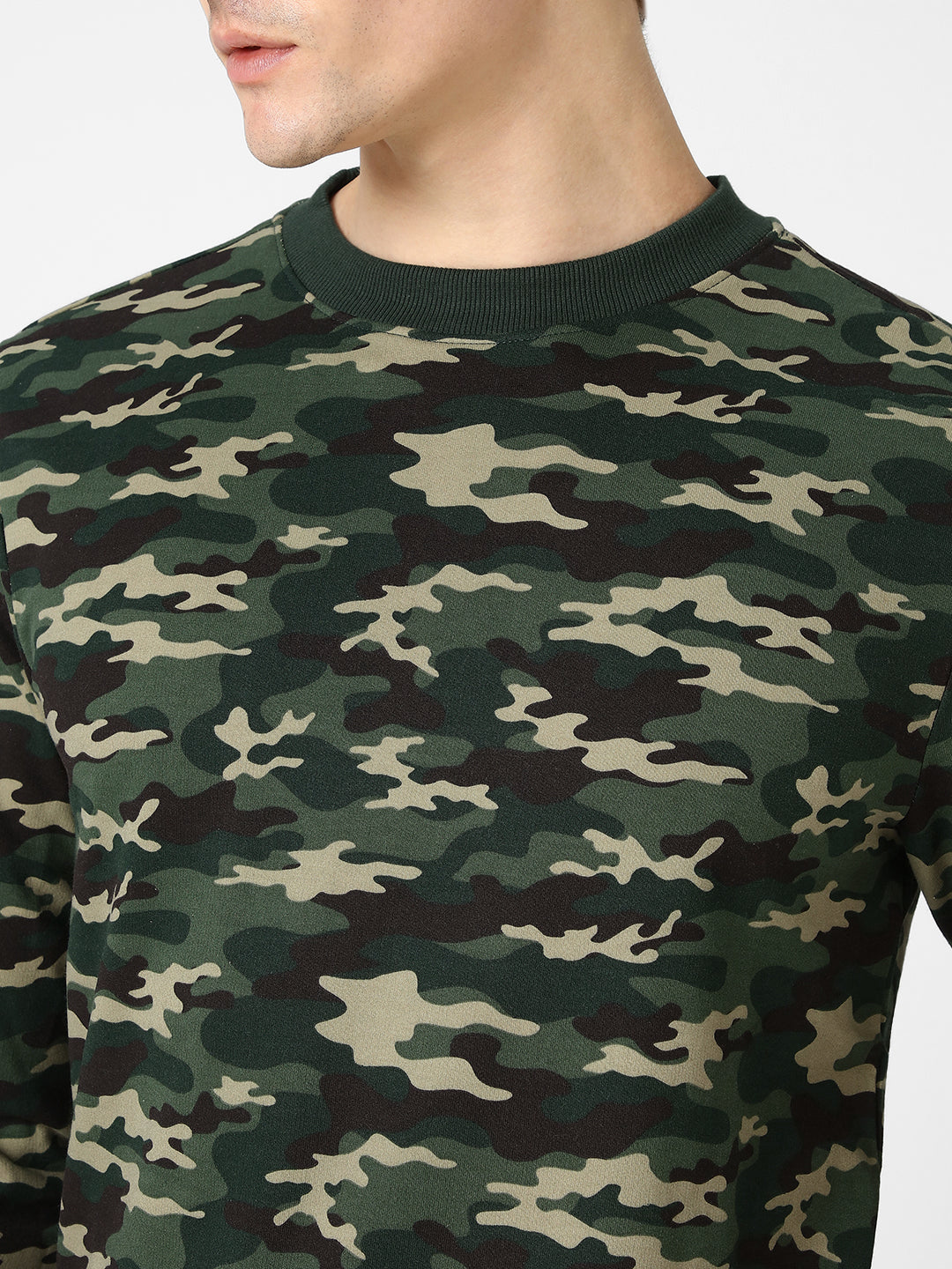 Men's Green Cotton Camouflage Printed Round Neck Sweatshirt